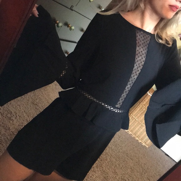 Mesh bell sleeve romper playsuit - Picture 3 of 8